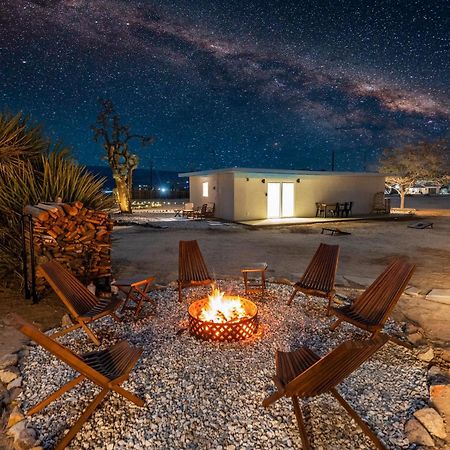 Private Jt Cabin - Ev L2 Station, Hammocks, Fire Pit, Bbq, Bocce Ball, Cornhole Yucca Valley Buitenkant foto
