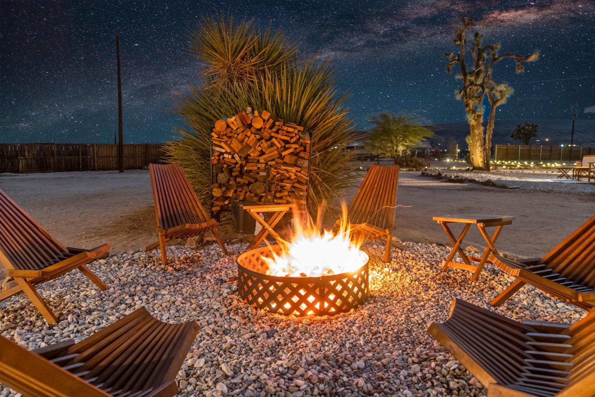 Private Jt Cabin - Ev L2 Station, Hammocks, Fire Pit, Bbq, Bocce Ball, Cornhole Yucca Valley Buitenkant foto