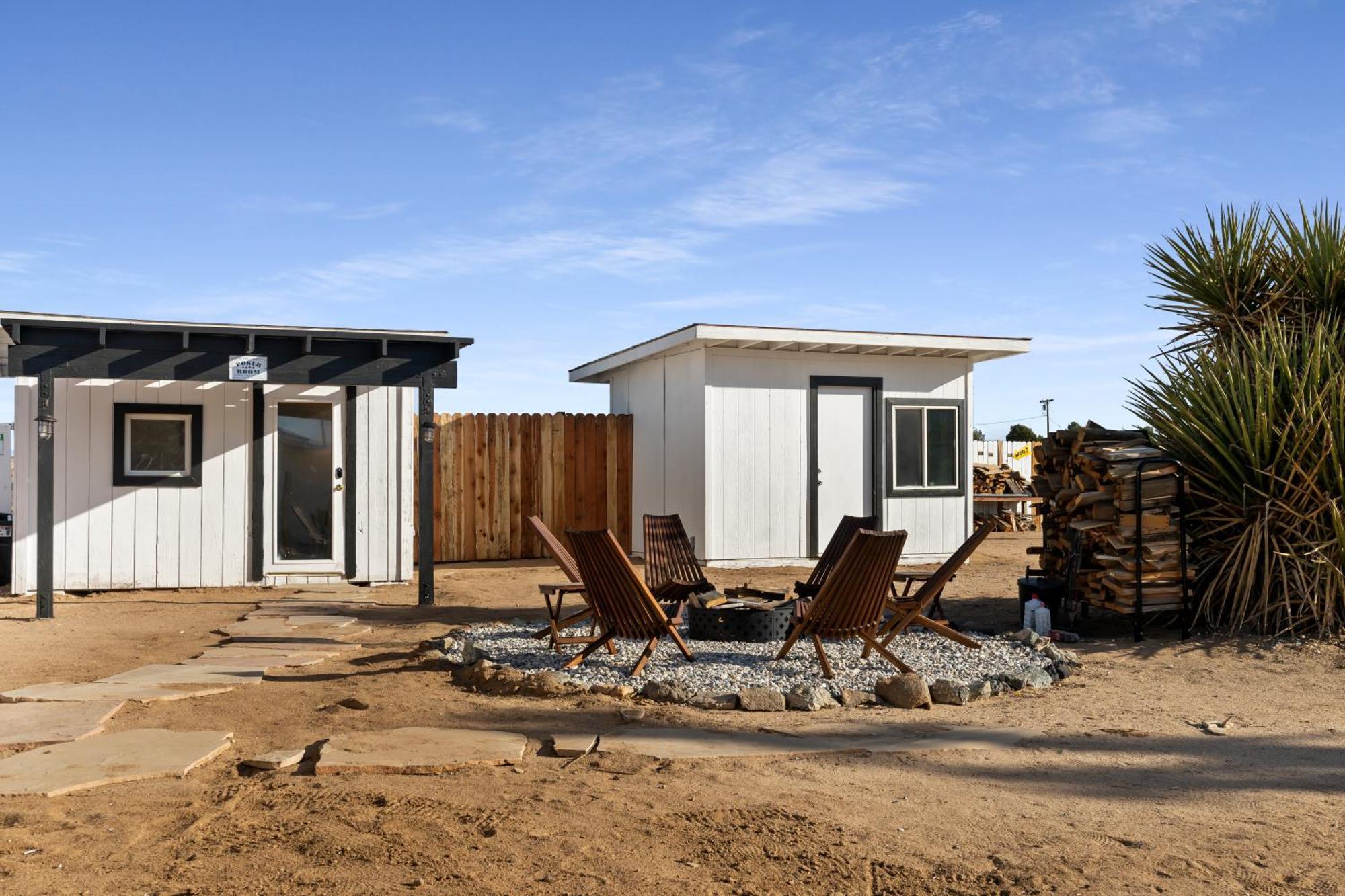 Private Jt Cabin - Ev L2 Station, Hammocks, Fire Pit, Bbq, Bocce Ball, Cornhole Yucca Valley Buitenkant foto